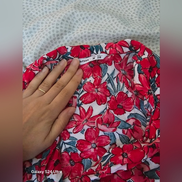 Dress - Picture 3 of 3